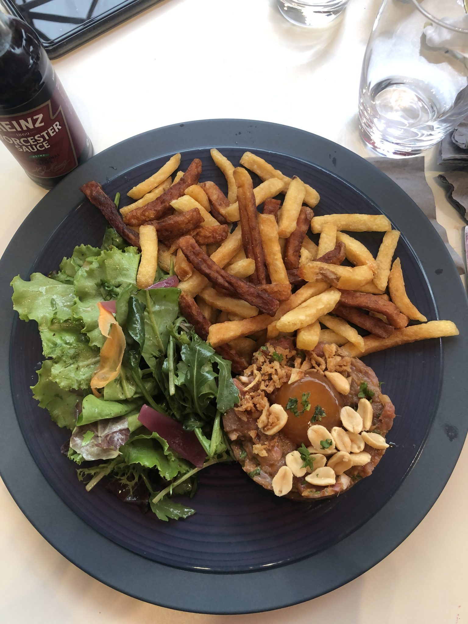 Bouillon Baratte , brasserie lyonnaise Lyon 1er Cinnamon and Cake